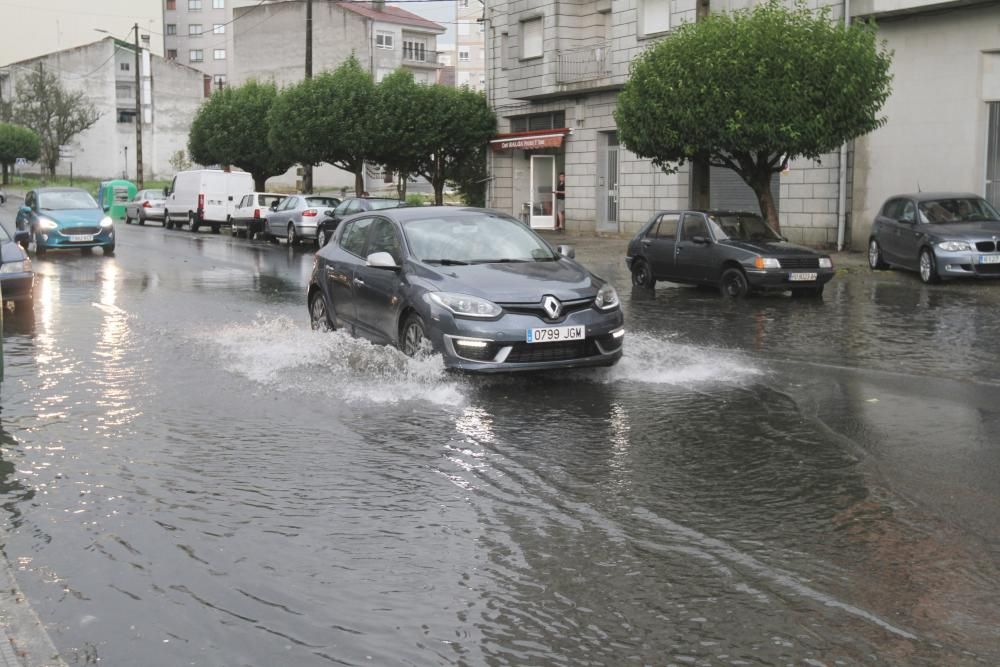 Fuerte tormenta y granizo en O Carballiño