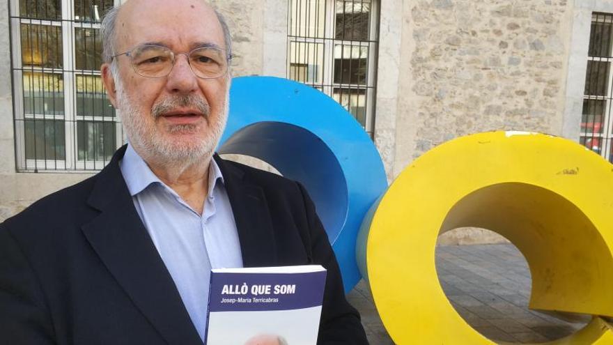 Josep M. Terricabras presenta el seu llibre.