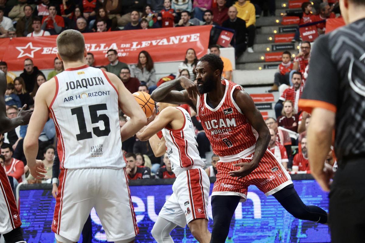 Las mejores imágenes de la victoria de UCAM Murcia frente a Casademont Zaragoza