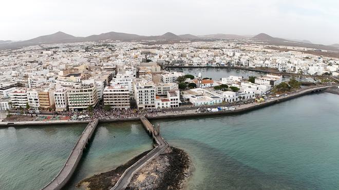 La Bajada de la Virgen de Los Dolores a Arrecife a vista de dron