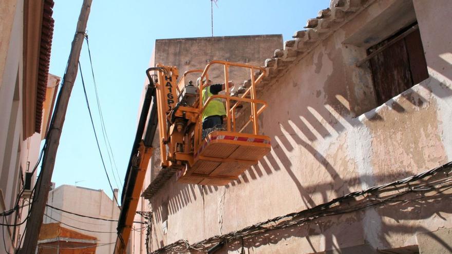 Urbanismo obliga a reparar las fachadas en mal estado en Lorca