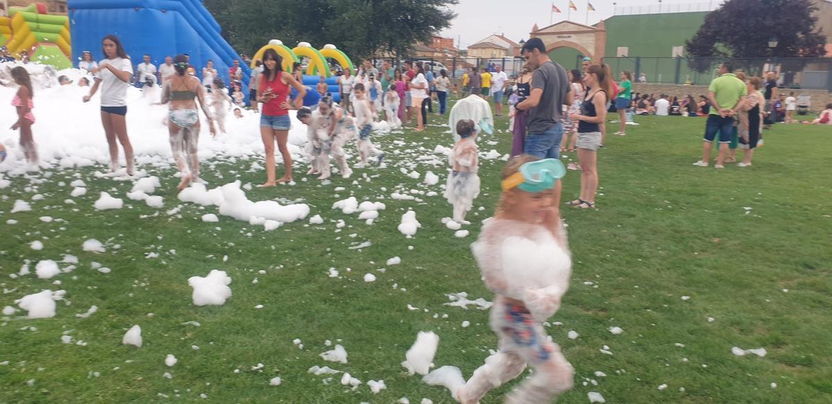 GALERÍA | Venialbo se viste de fiesta para celebrar a San Roque GALERÍA | Venialbo se viste de fiesta para celebrar a San Roque