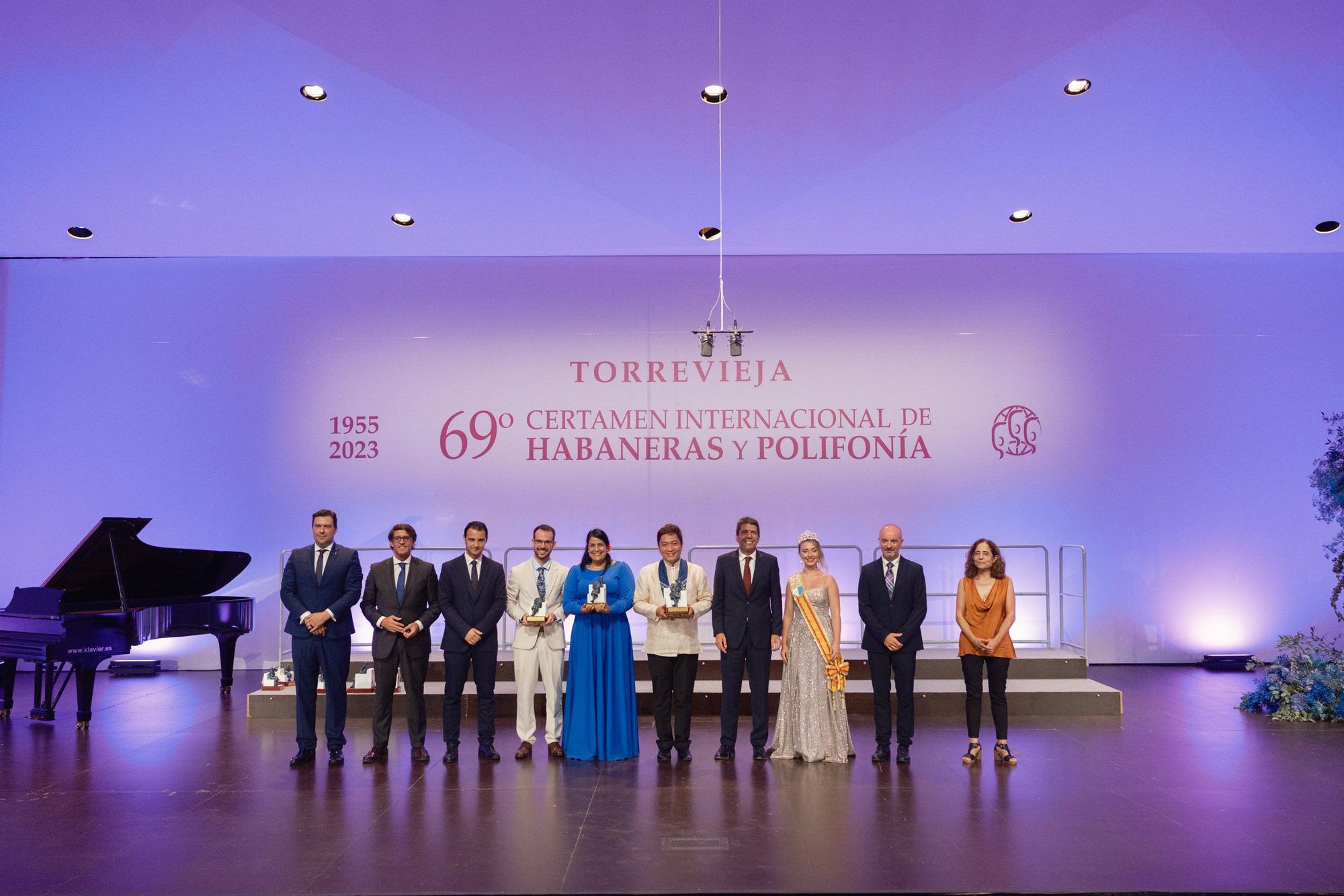 Velada de exhibición de las mejores masas corales y entrega de premios del Certamen Internacional de Habaneras y Polifonía de Torrevieja