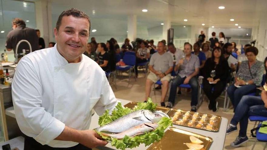 Uno de los talleres organizados en Galicia para enseñar a diferenciar los productos del mar.