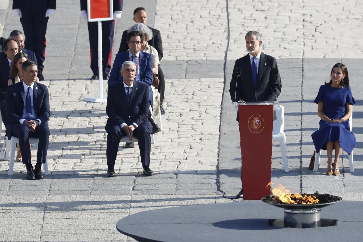 Los Reyes y Sánchez presiden el tercer homenaje a las víctimas de la pandemia