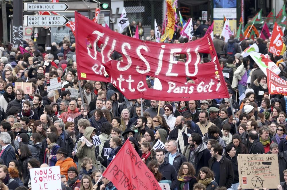 Disturbios en París en contra de la reforma laboral