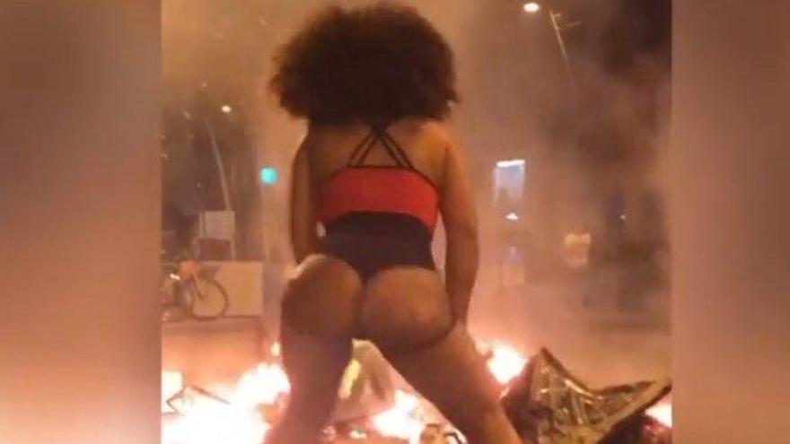 La bailarina que exhibe el &#039;twerking&#039; como protesta en los disturbios