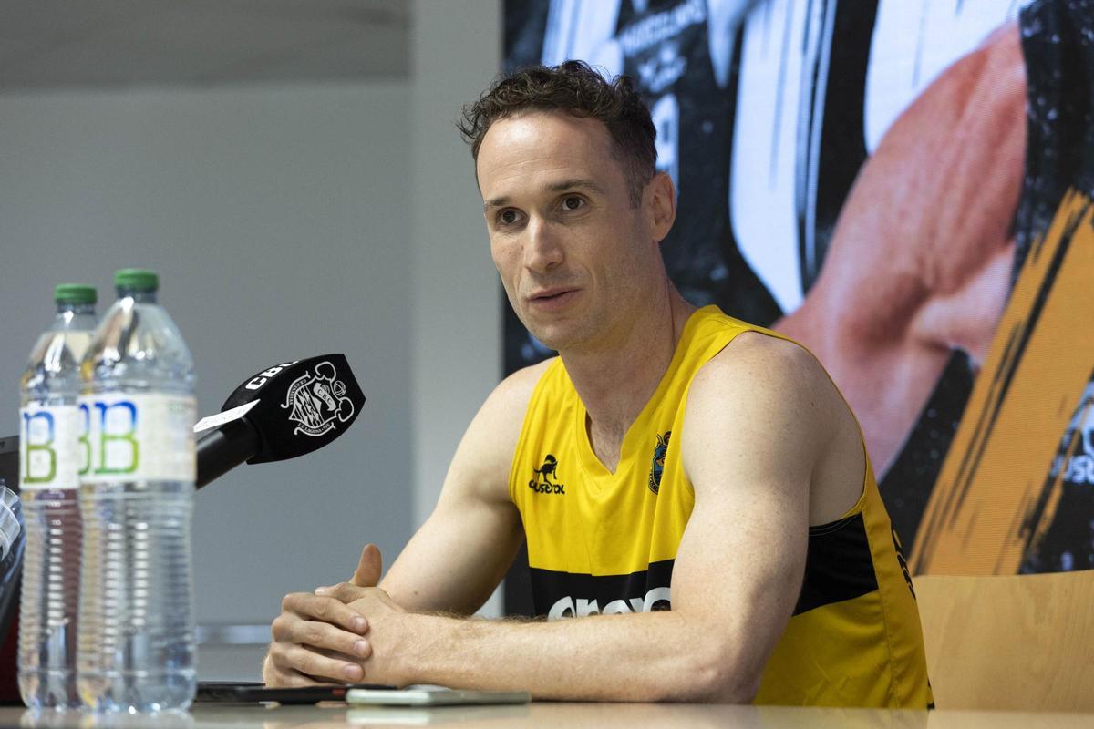 Marcelinho Huertas.
