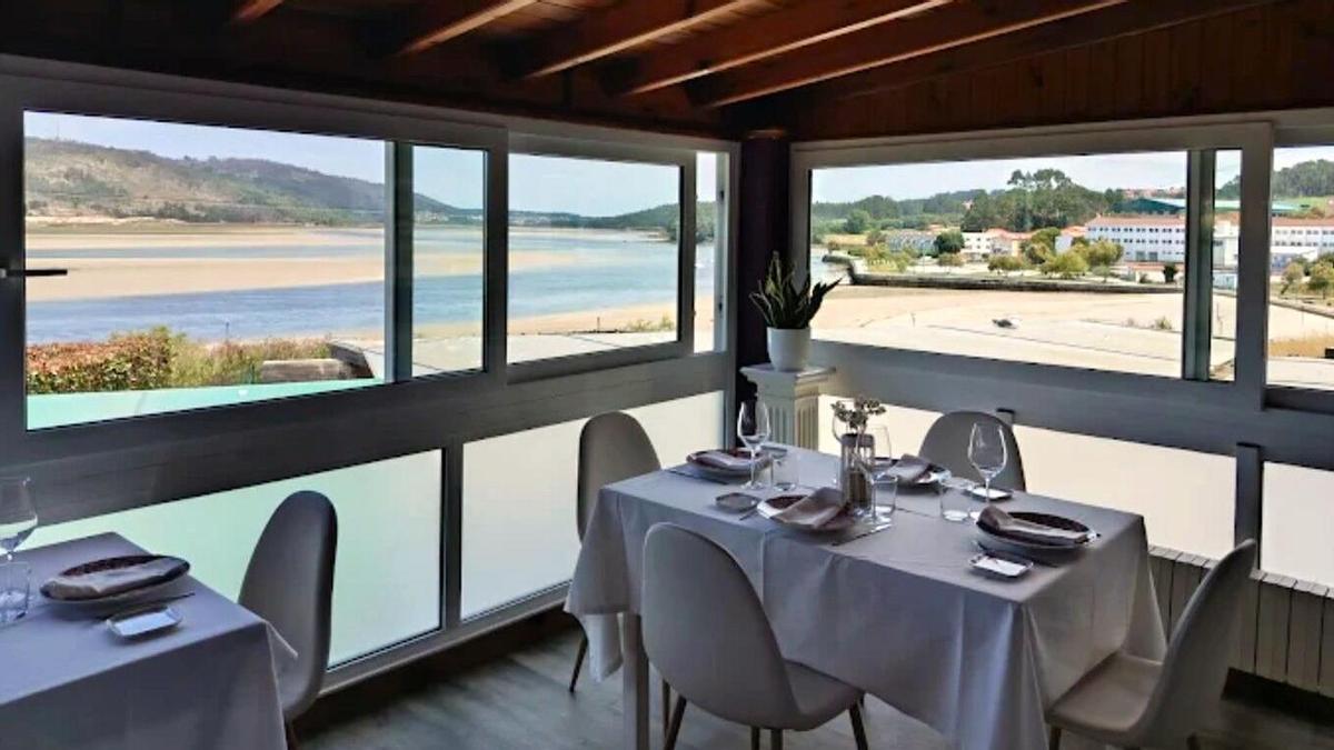 Así es el restaurante de la Guía Repsol a 40 minutos de A Coruña con "las mejores vistas de A Costa da Morte": "Te sientes como en casa"