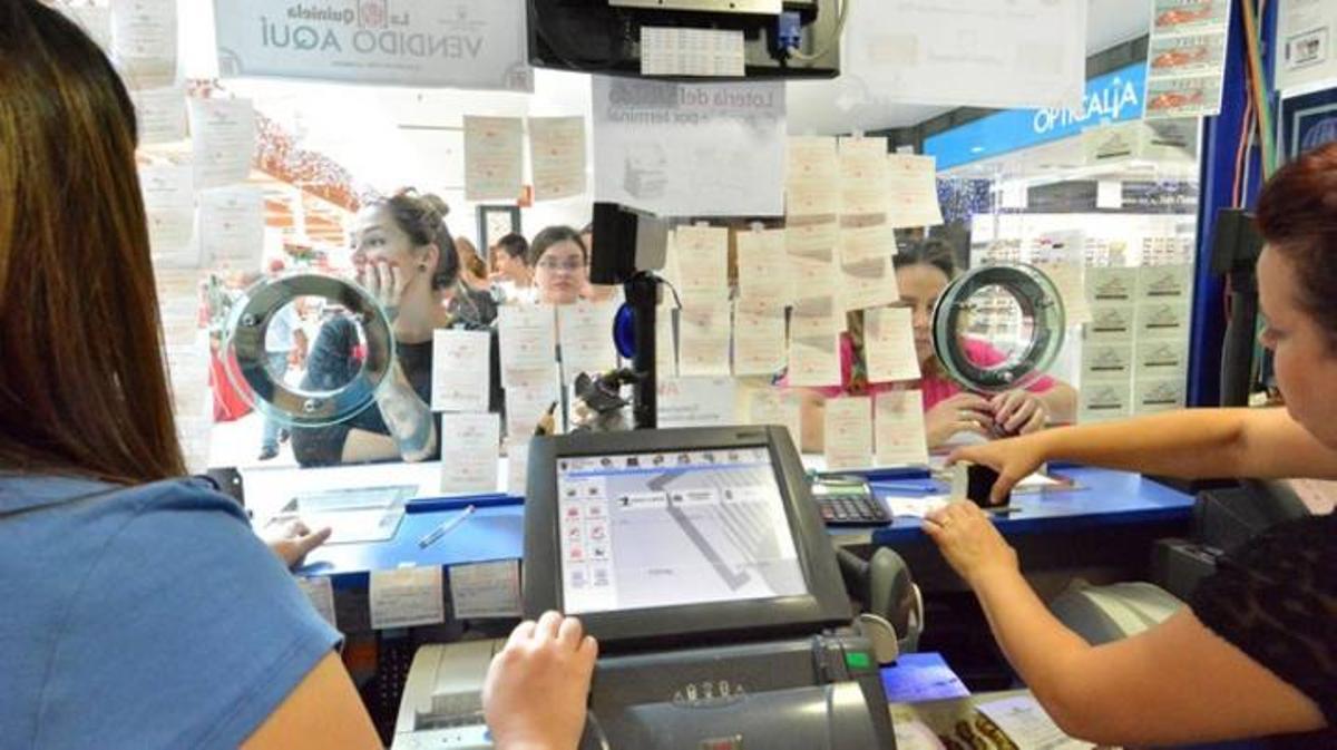 LOTERIA EL GORDO DE NAVIDAD LA BRUJITA LOTERIA EL GORDO DE NAVIDAD LA BRUJITA