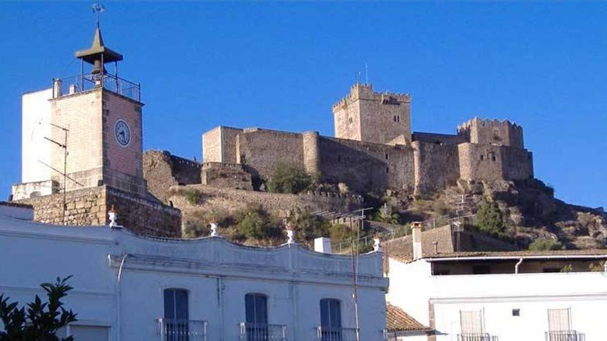 El castillo de Alburquerque abre a las visitas después de seis años cerrado