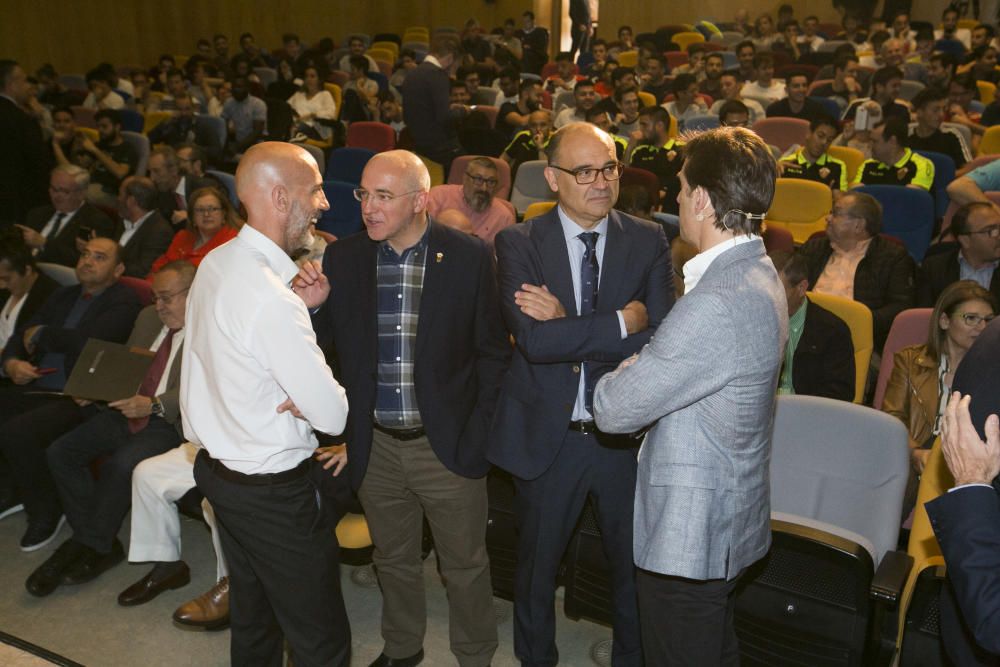 El seleccionador Julen Lopetegui en la Universidad de Alicante.