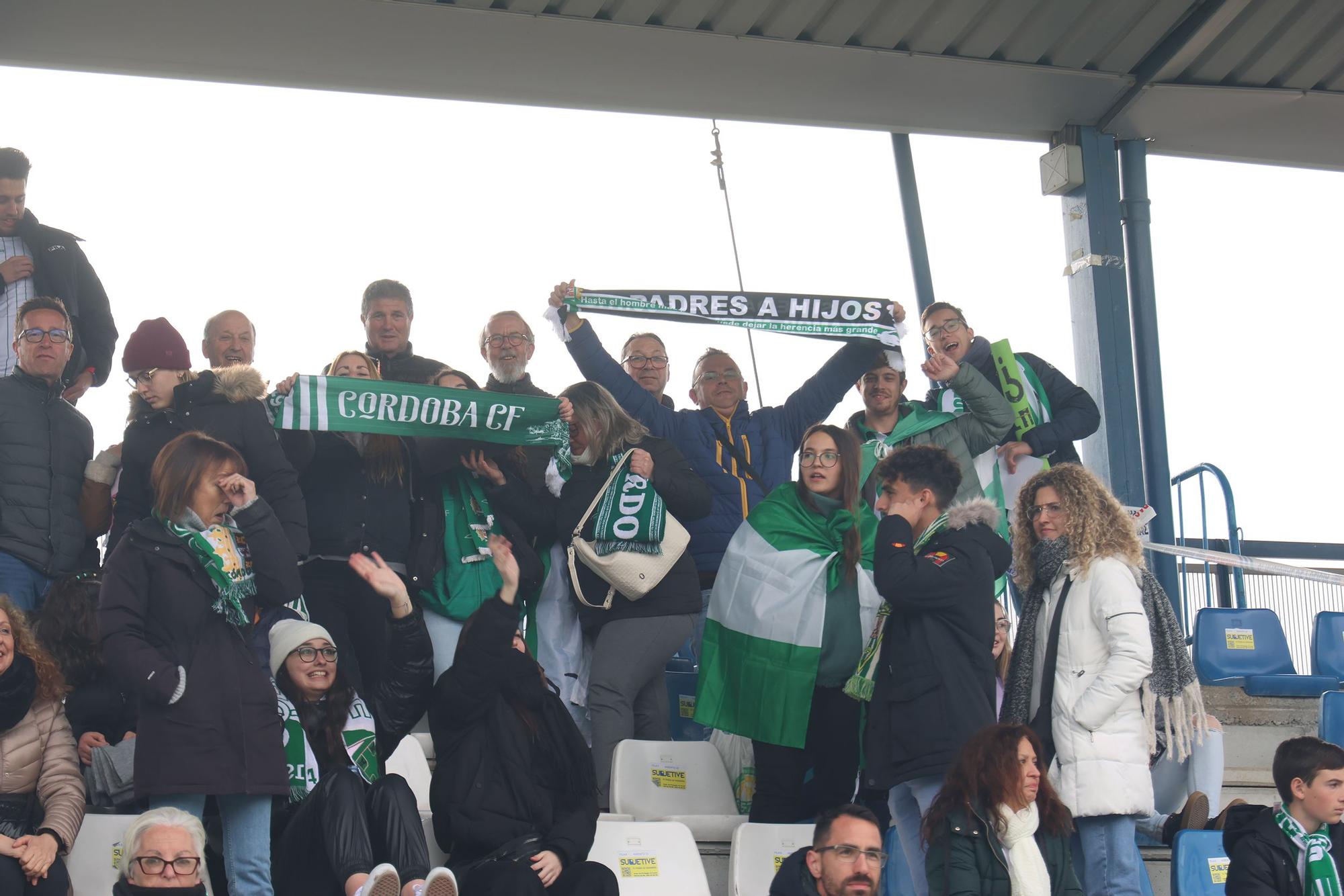 Los aficionados en el Talavera de la Reina-Córdoba CF