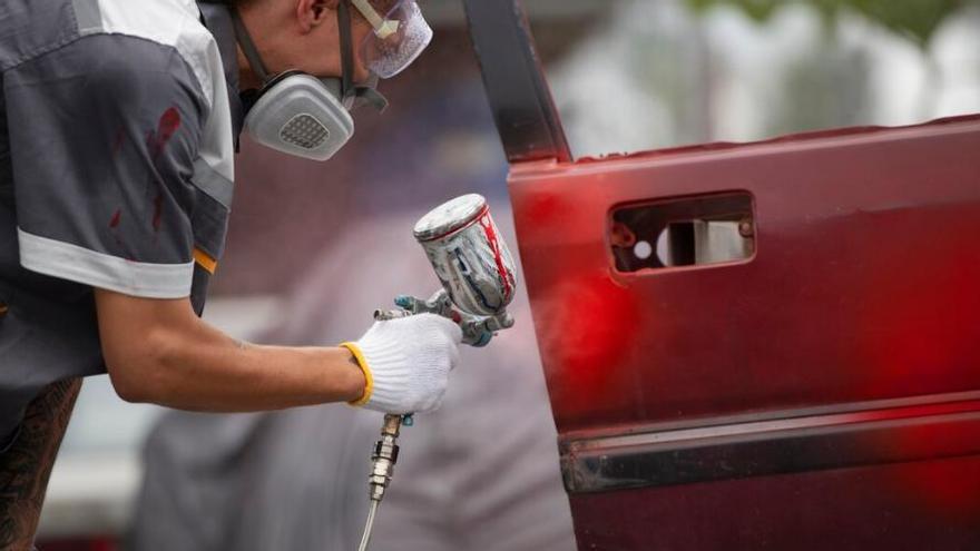 Planxa i pintura per a automòbils