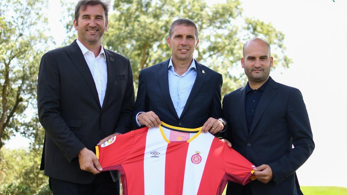 Ferran Soriano, del City Group, Delfi Geli, presidente del Girona, y Pere Guardiola, uno de los accionistas.