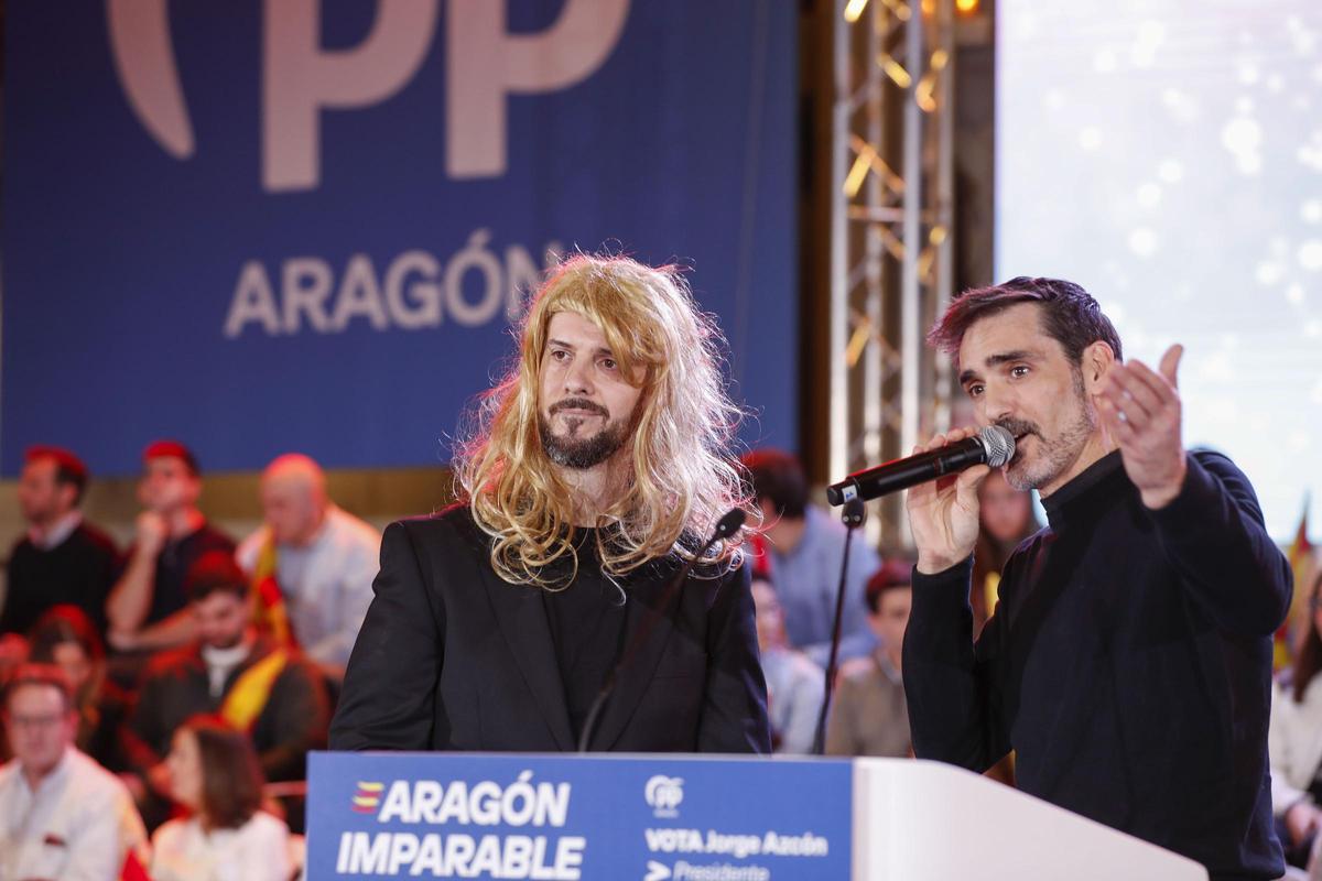 Los Meconios, en el cierre de campaña del PP de Aragón.