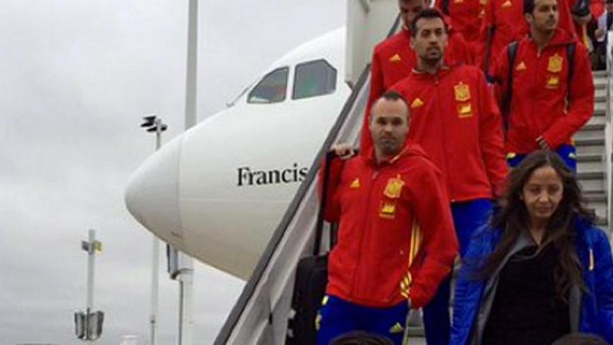 La selección española, a su llegada a Bruselas.