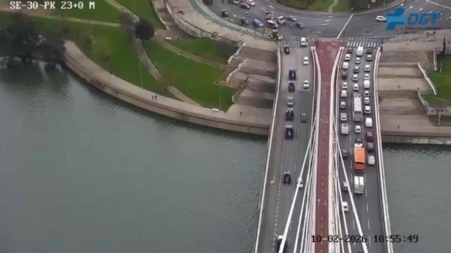 Vídeo | Así ha entrado la tractorada en Sevilla esta mañana