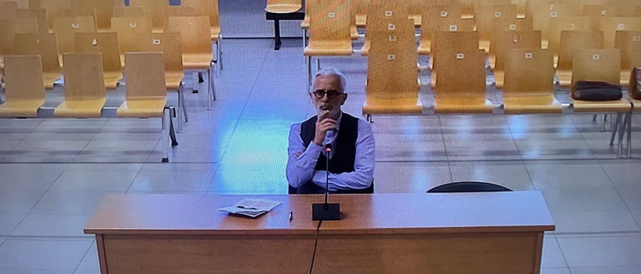 Marcos Benavent, exgerente de Imelsa y yonqui del dinero confeso ayer durante su declaración por el amaño del &quot;call center&quot; de Imelsa.