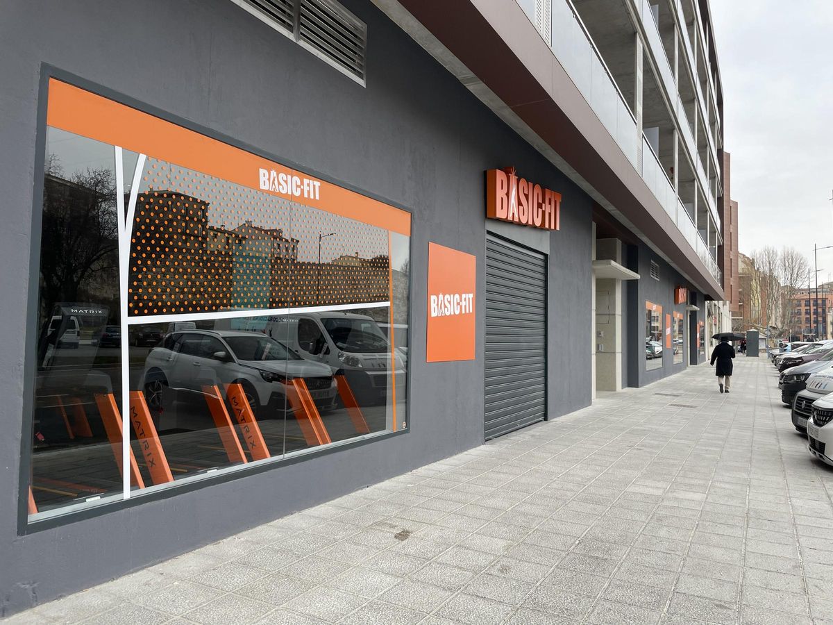 Gimnasio Basic-Fit que abrirá en la avenida de la Feria.