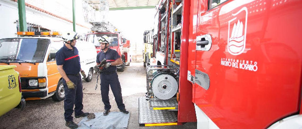 Los bomberos de Puerto dejan de prestar sus servicios en Betancuria y Antigua