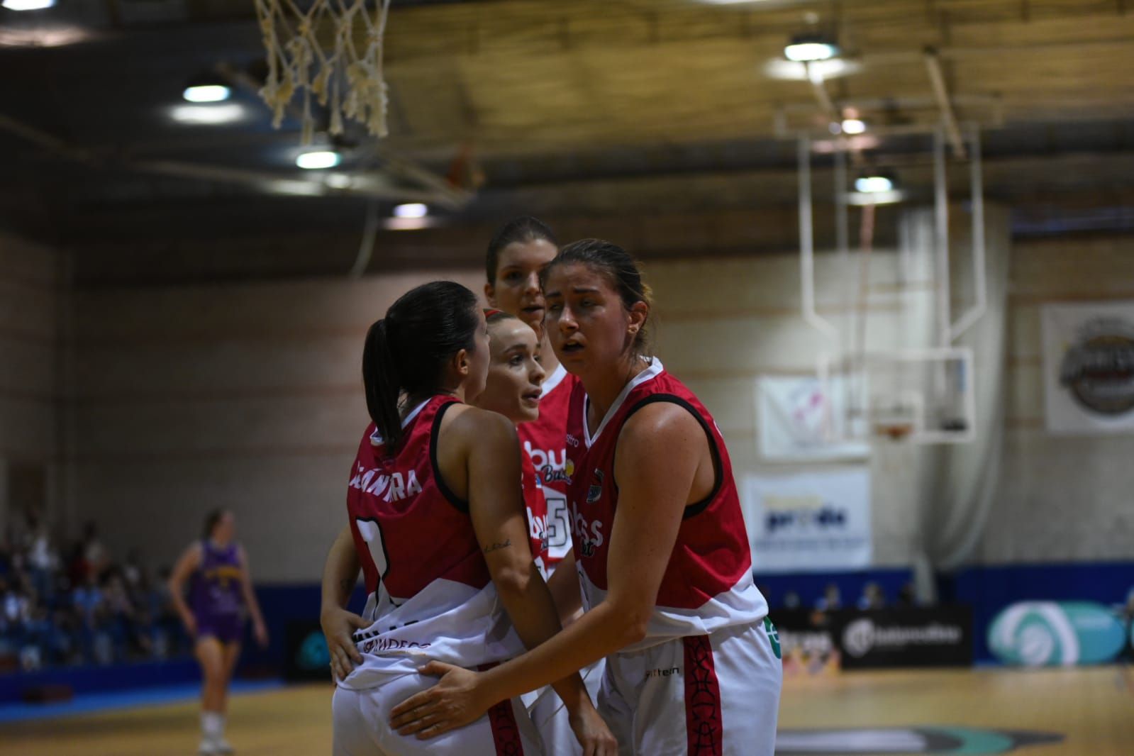 Fase interzonal por el ascenso a la Liga Femenina 2: Dobuss - Clarinos