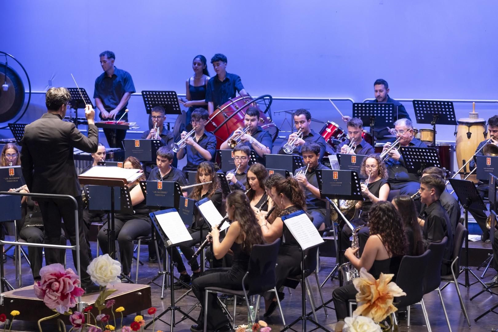 Las bandas de música de Paiporta y Catarroja, protagonistas del Festival Internacional de Bandas Ciudad de Torrevieja