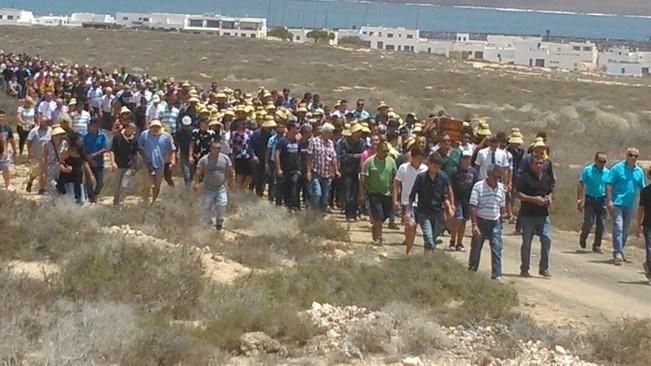 Entierro en La Graciosa de Nauzet Guadalupe Betancort