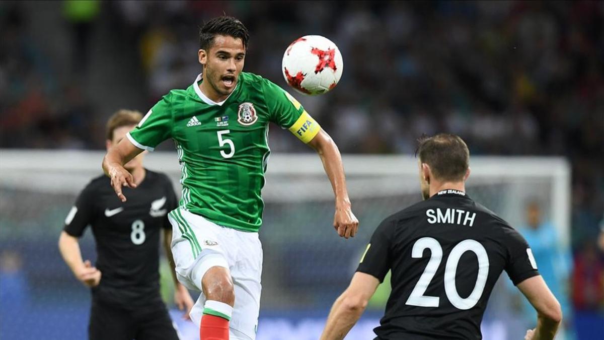 Diego Reyes, en un partido con México en la Copa Confederaciones