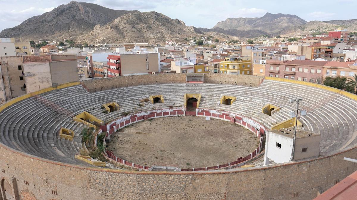 La plaza de toros de Elda será rehabilitada con fondos municipales.