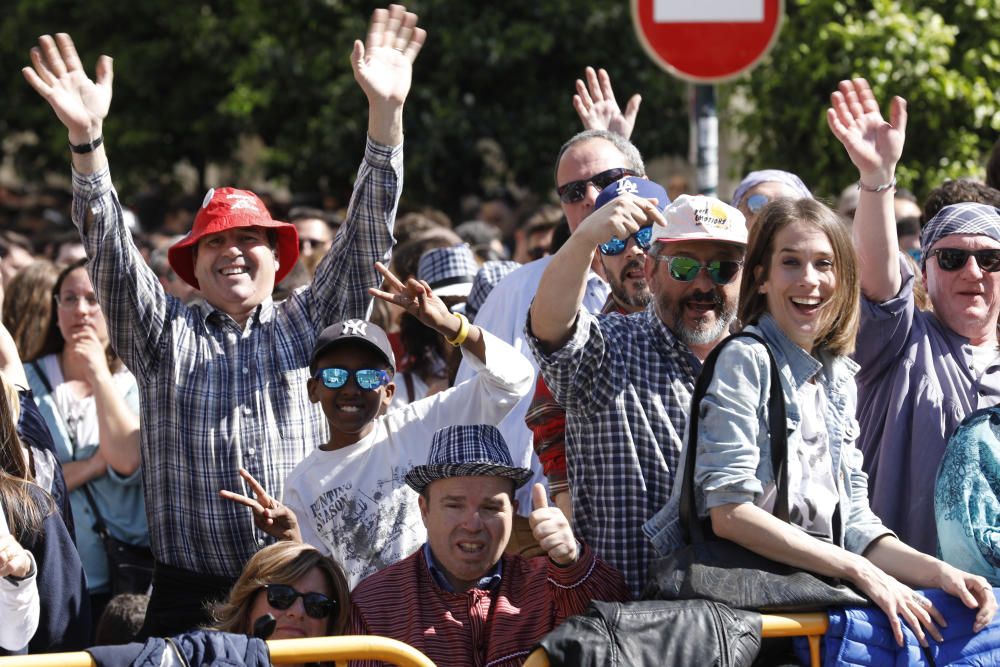 Búscate en la mascletà del 8 de marzo