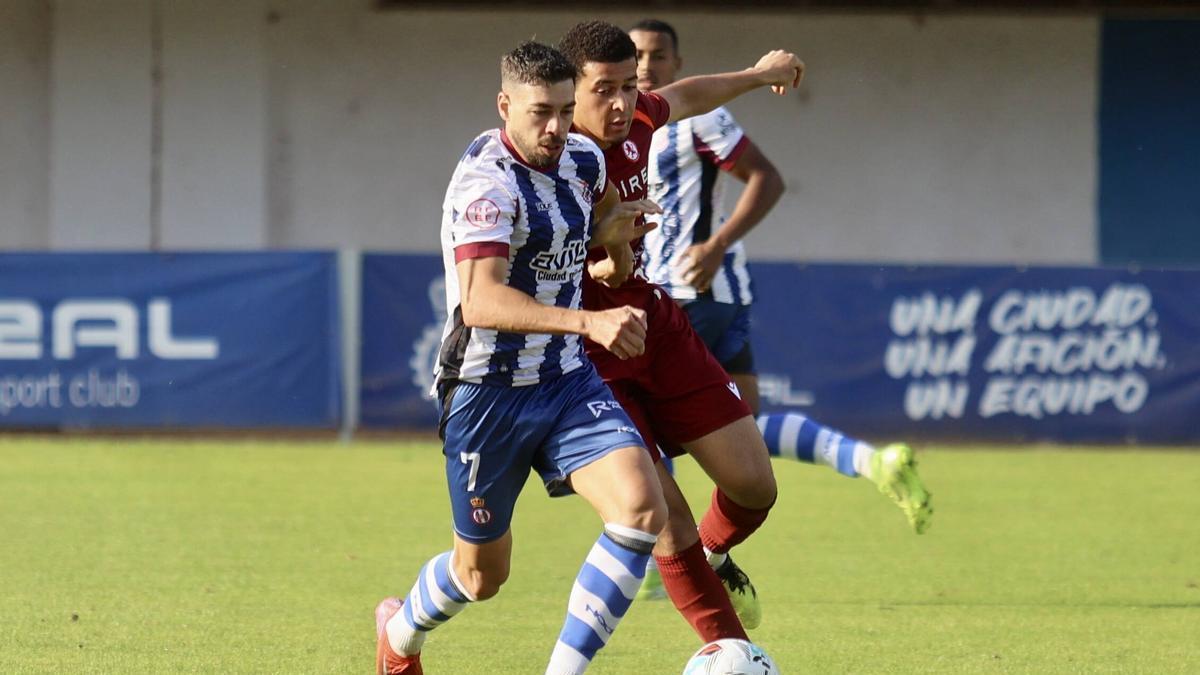 Raúl Hernández, durante un partido de la pasada temporada