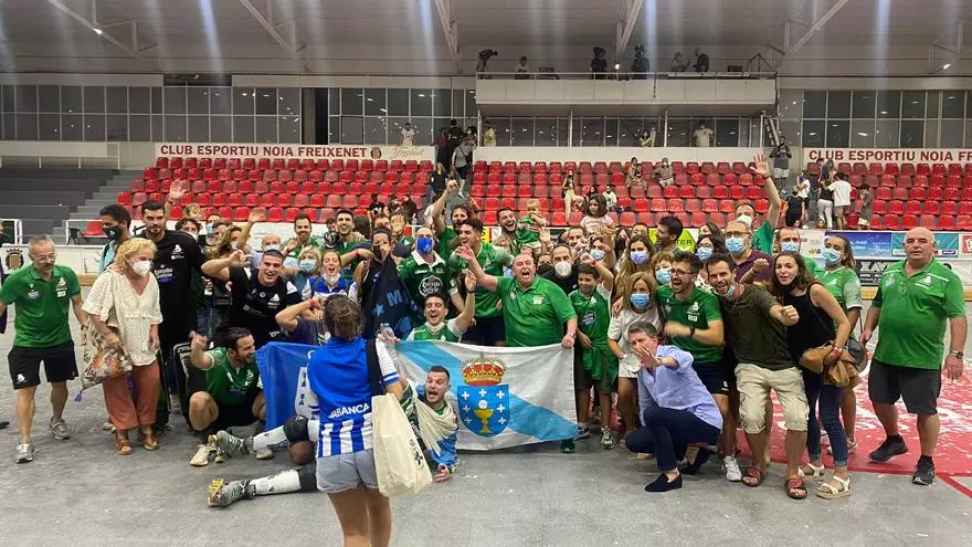 Así festeja el Liceo con su afición la Supercopa ganada al Barcelona