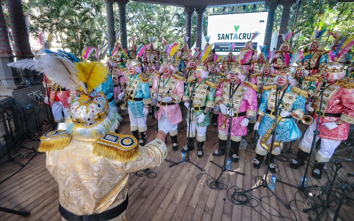 Carnaval de día. Los Fregolinos y Ni fú Ni fa