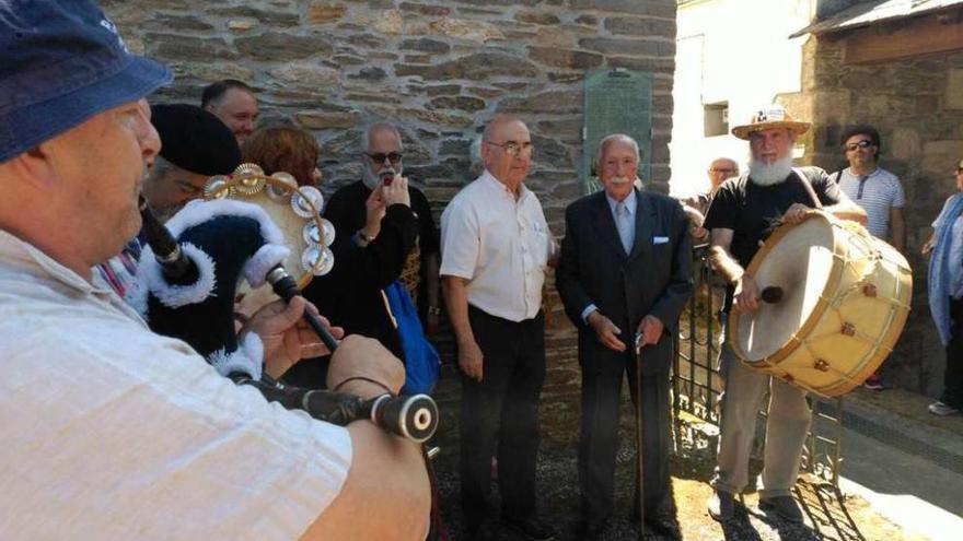 Darío Rivas, ayer, en el homenaje celebrado en el concello lucense de Portomarín.