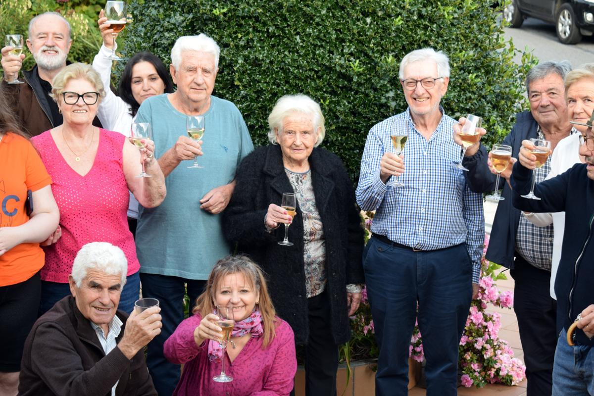 La fiesta de aniversario de Manuela Duro Fernández, que cumplió los 100 el 21 de septiembre de 2023.