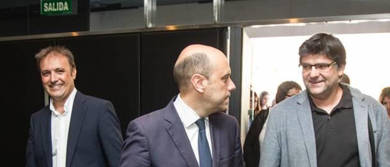 Natxo Bellido y Miguel Ángel Pavón, que han anunciado su salida del tripartito de Alicante si no dimite el alcalde, Gabriel Echávarri, en una imagen reciente.