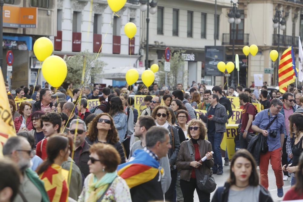 Manifestación del 25 d'Abril en València