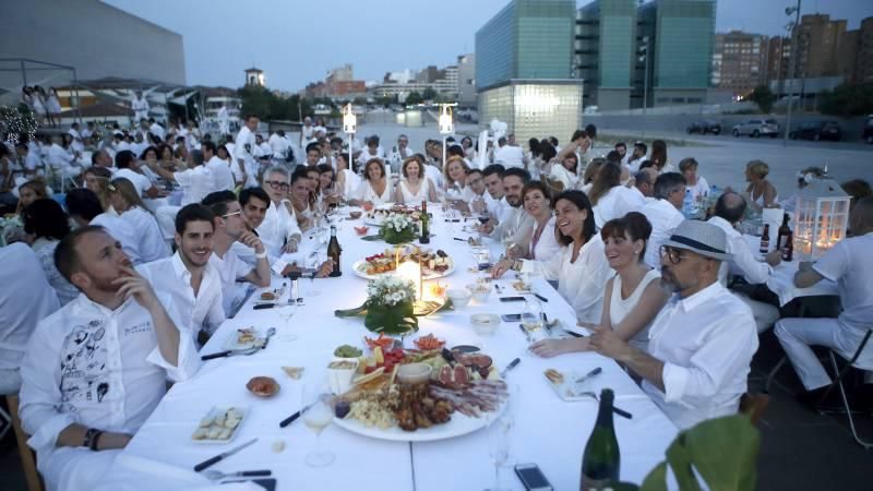 Fotogalería de la cena Noche en Blanco