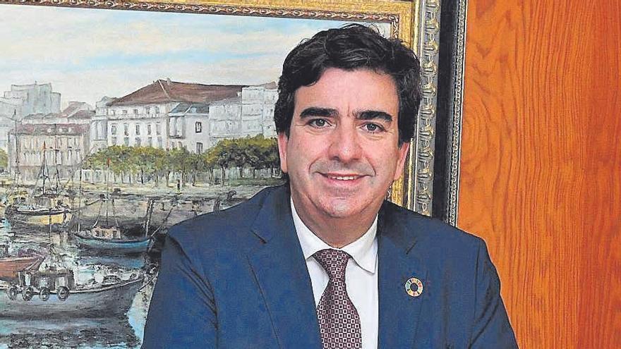 Martín Fernández Prado, presidente del Puerto de A Coruña: “Aspiramos a que los petroleros dejen de atracar en la ciudad”