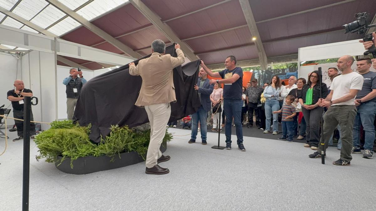 Narcenatur abre sus puertas con la presentación del “oso rubio” y actividades para escolares
