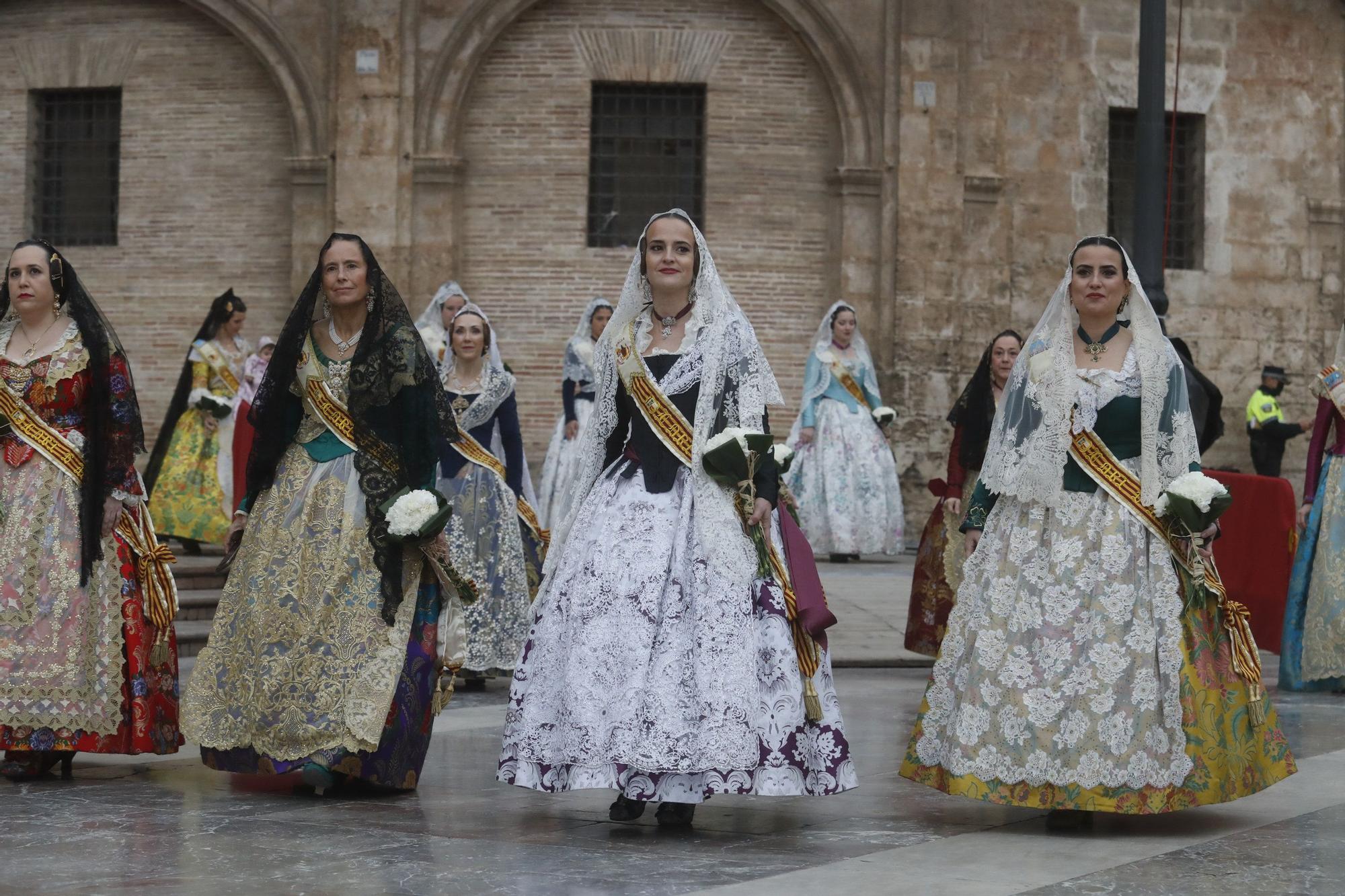 Búscate en el segundo día de ofrenda por la calle de la Paz (entre las 17:00 a las 18:00 horas)