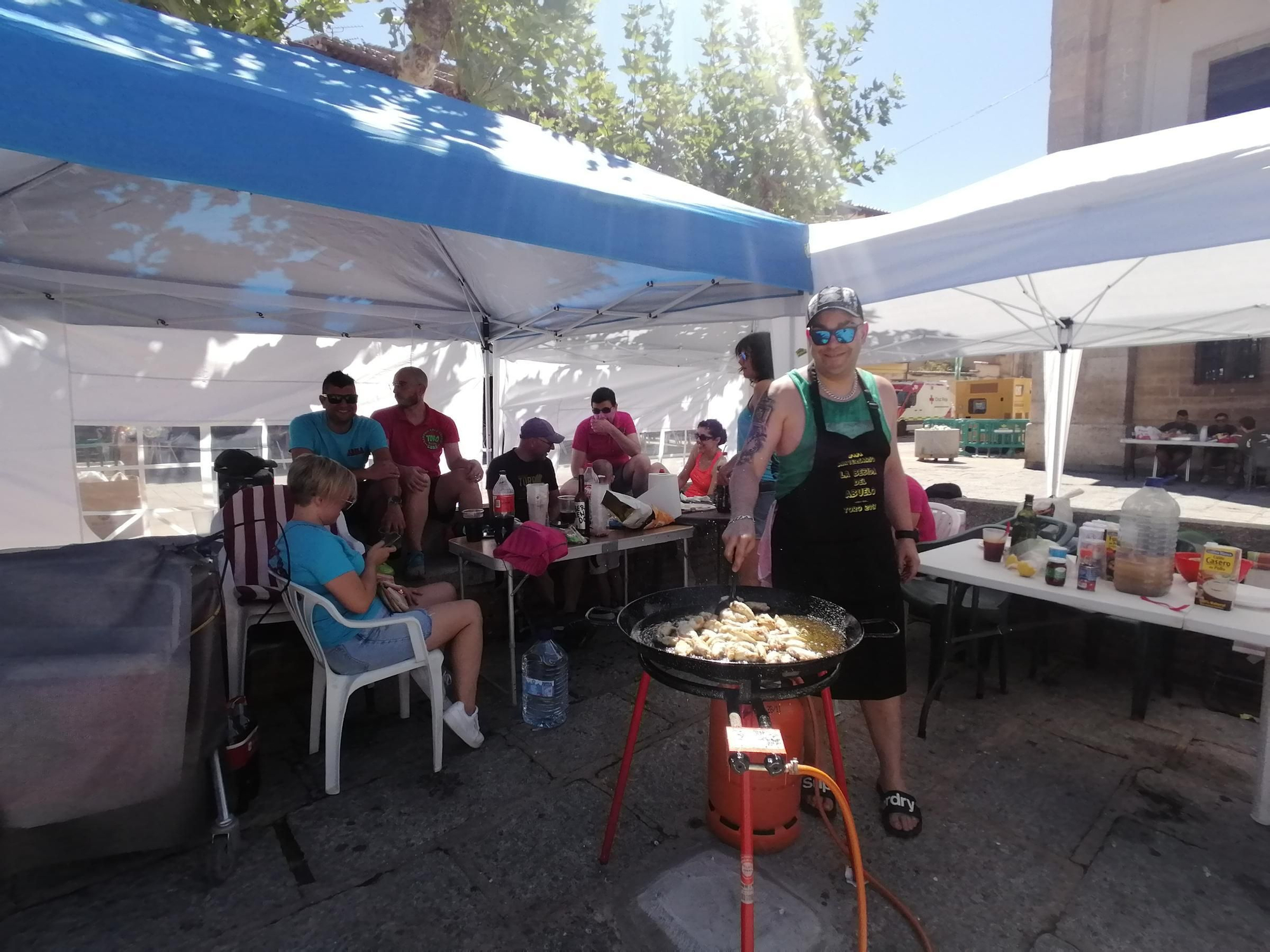 GALERÍA | Las peñas aportan sabor a las fiestas de Toro