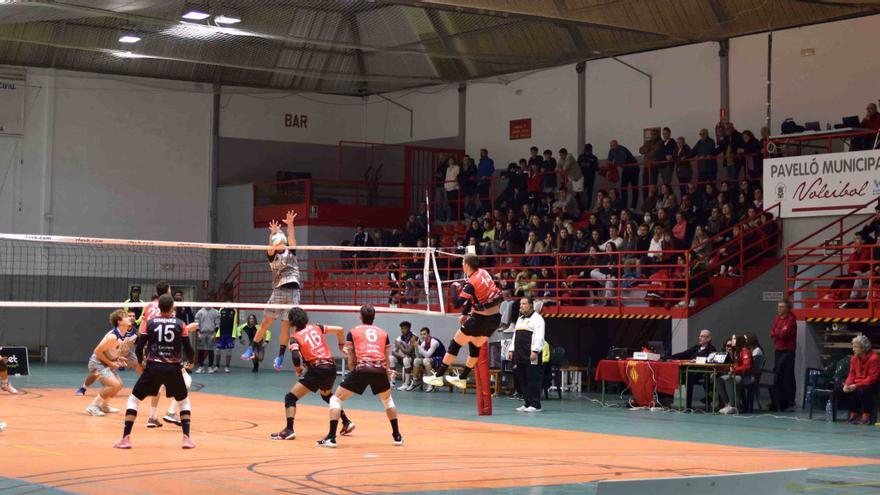 El Xàtiva Voleibol masculino cae ante el Mediterráneo de Castelló pero logra arañar un punto