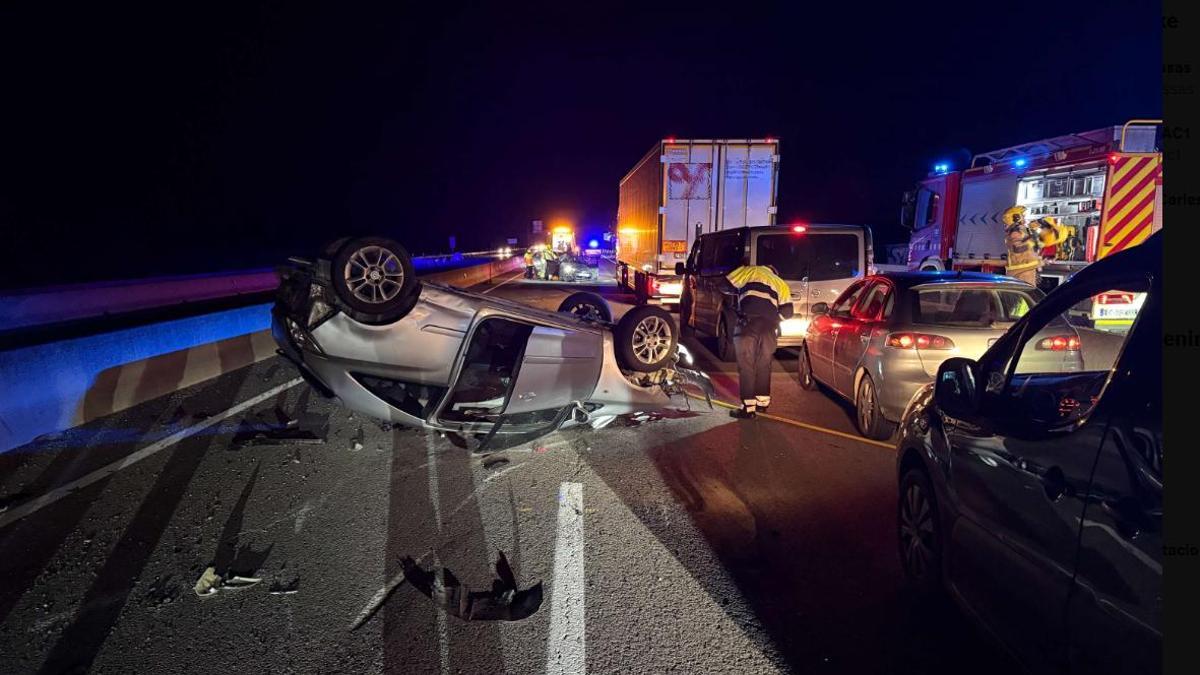 Un dels cotxes implicats en l'incident