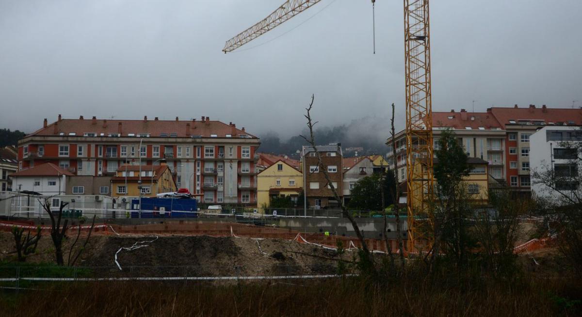 La evolución de la construcción, vista desde la explanada del antiguo cuartel. |   // GONZALO NÚÑEZ