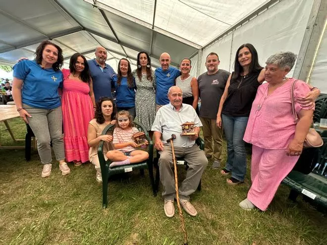 EN IMÁGENES: San Adriano arropa a sus "güelos" más longevos en la primera jornada de sus fiestas patronales