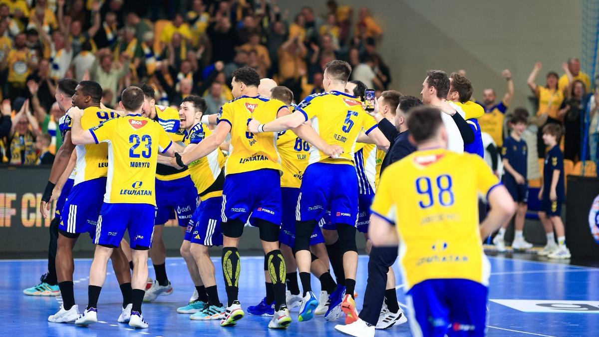 Álex Dujshebaev lideró a los polacos ante el Veszprém