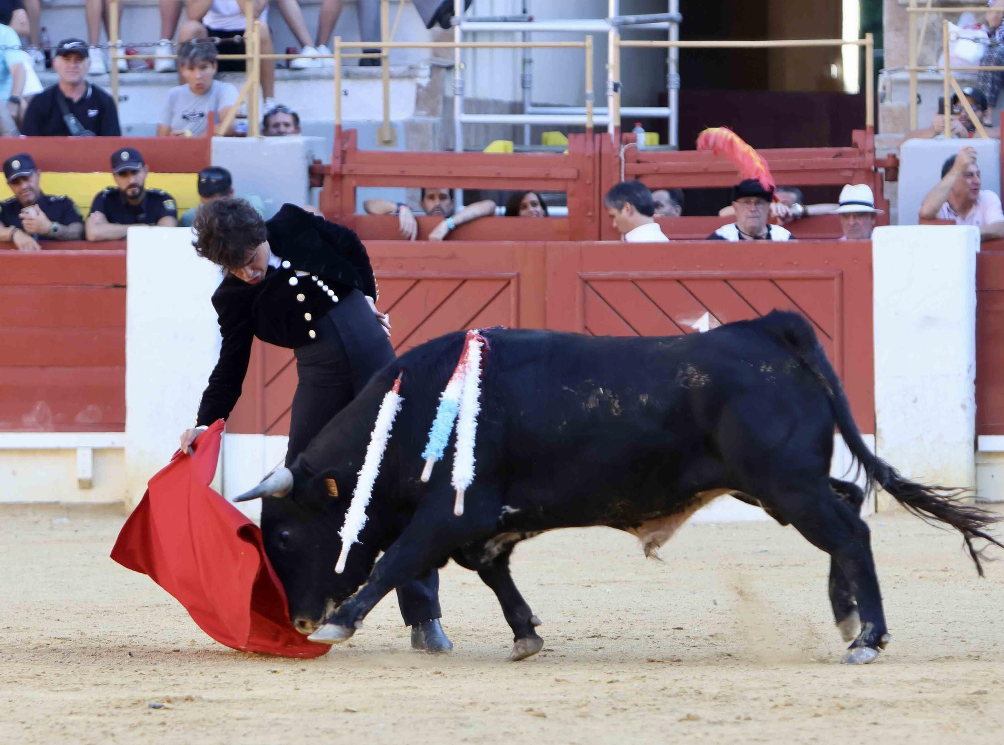 Samuel Castejón triunfa en la primera clase práctica de la Feria de Hogueras 2024