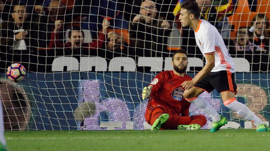 Munir, autor del segundo gol del Valencia // EFE